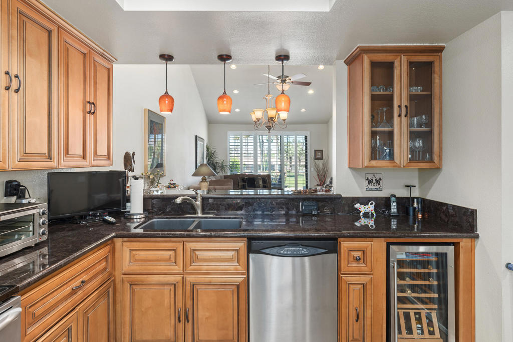 76716 Chrysanthemum Way