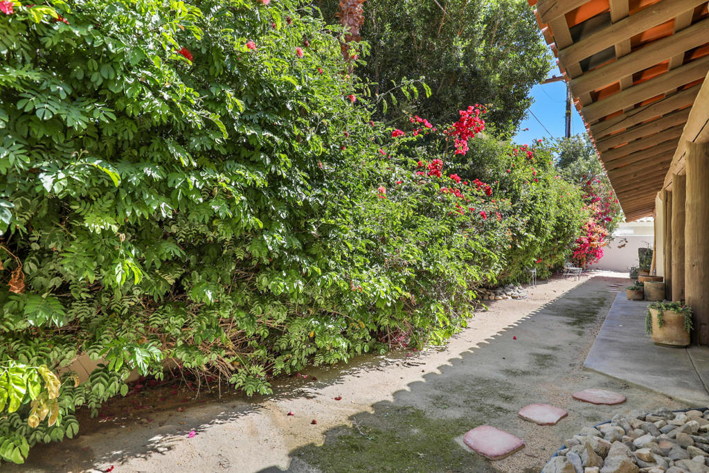 78690 Starlight Lane