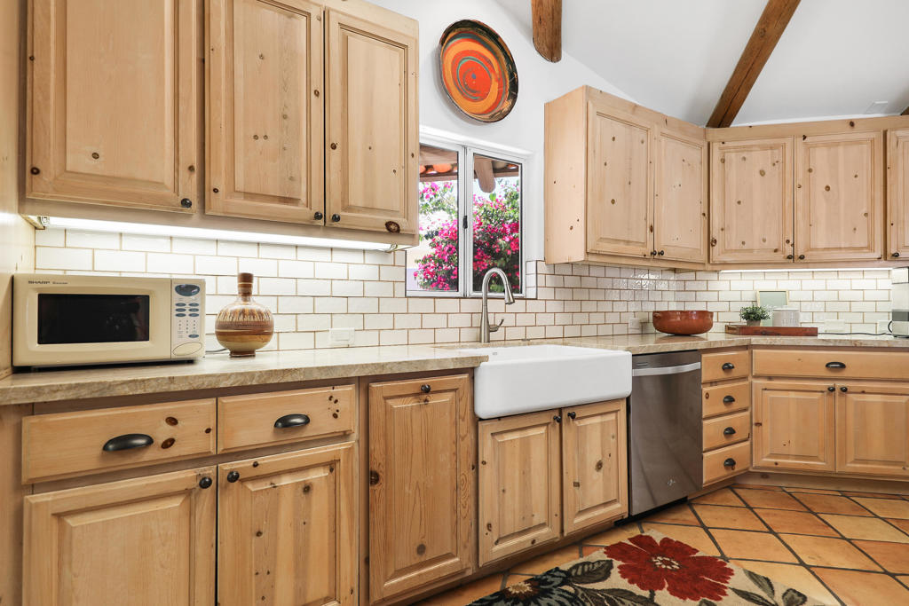 78690 Starlight Lane