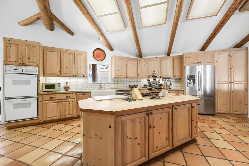 78690 Starlight Lane