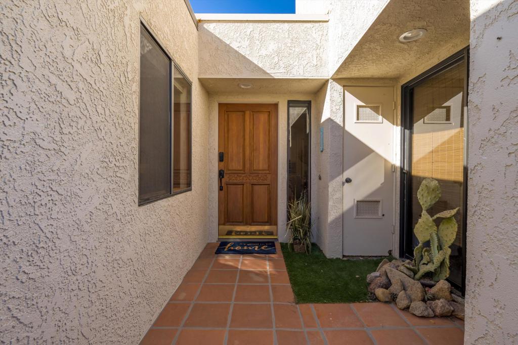 464 Sunningdale Drive