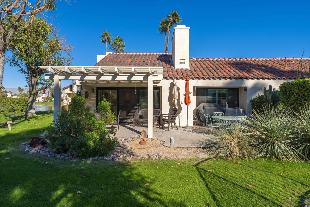 464 Sunningdale Drive