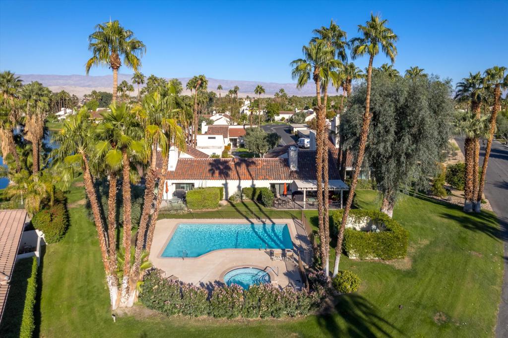 464 Sunningdale Drive