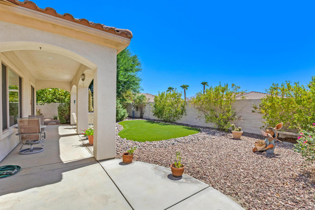 80627 Camino Santa Elise