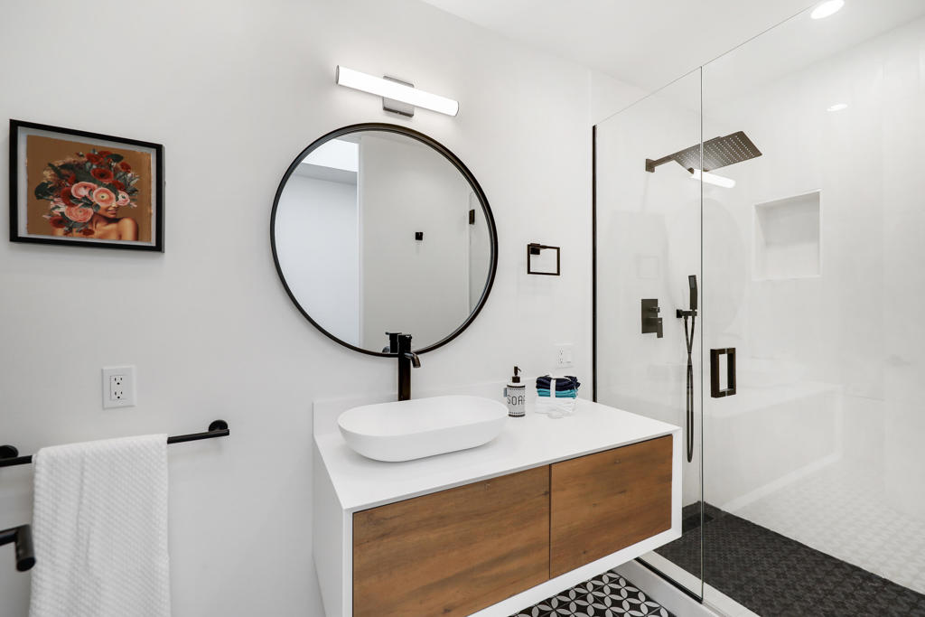 71000 Los Altos Court