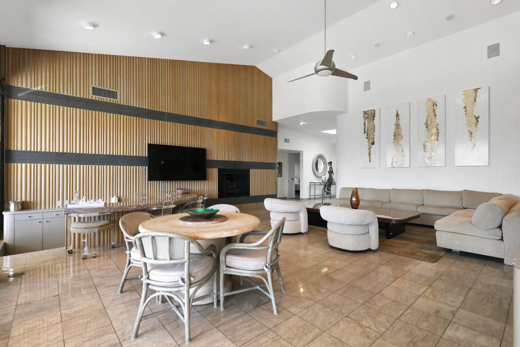 71000 Los Altos Court