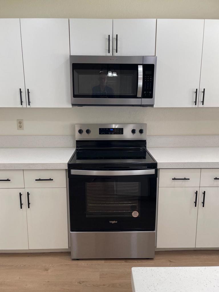 52105 Avenida Alvarado