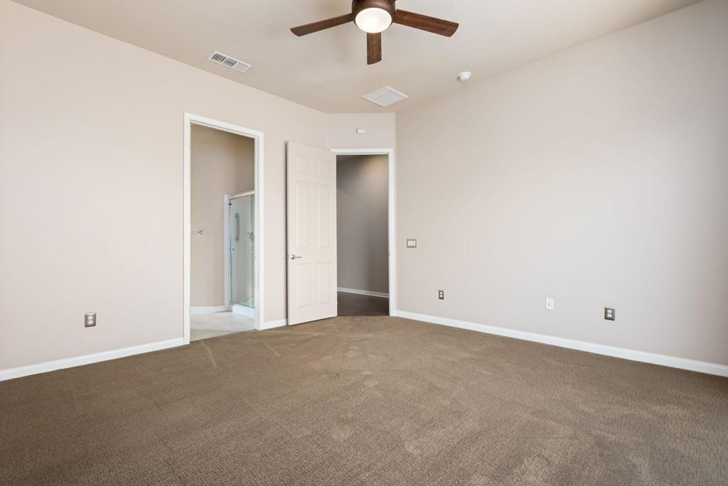 81696 Avenida Sombra