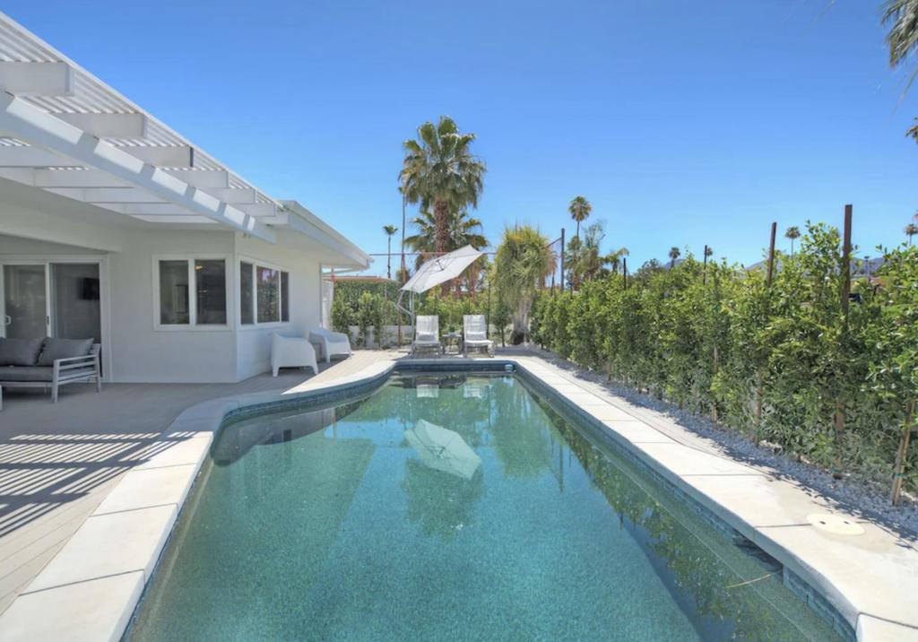 73475 Ironwood Street