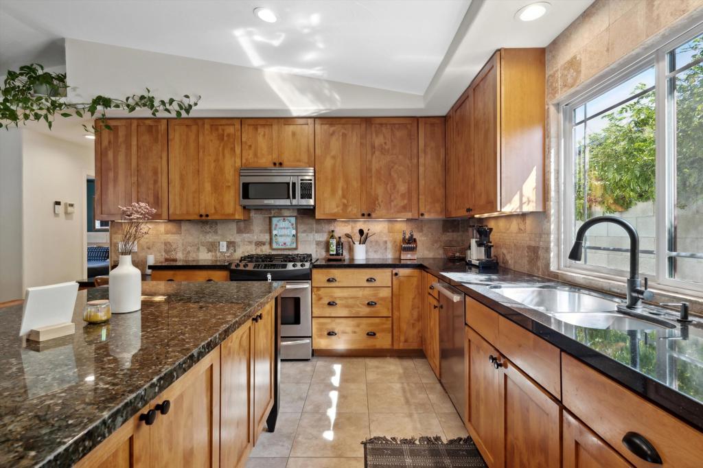 74044 San Marino Circle