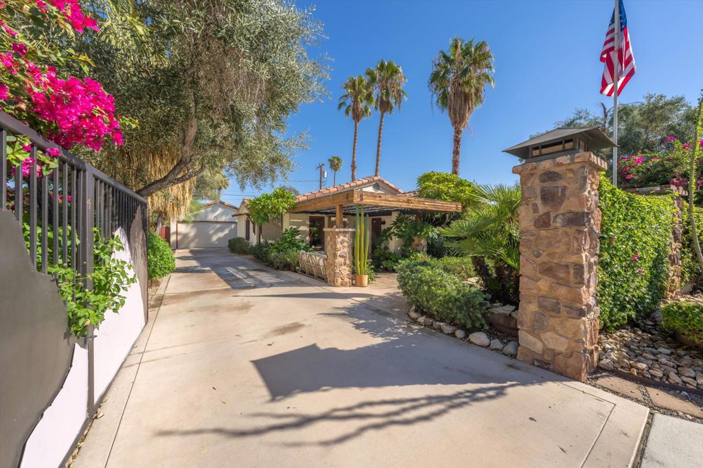 74044 San Marino Circle