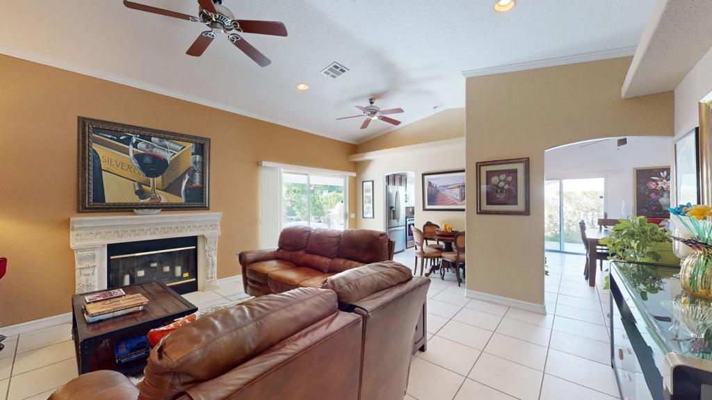 31265 Avenida Del Padre