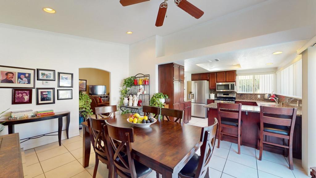 31265 Avenida Del Padre