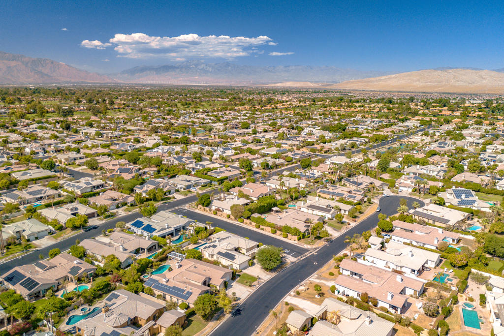 7 King Edward Court Court