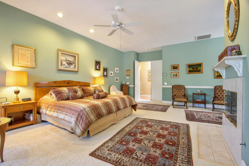 7 King Edward Court Court