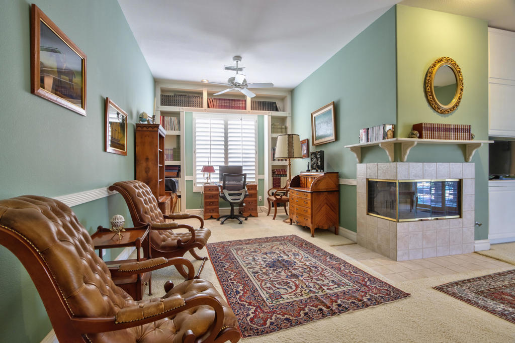 7 King Edward Court Court