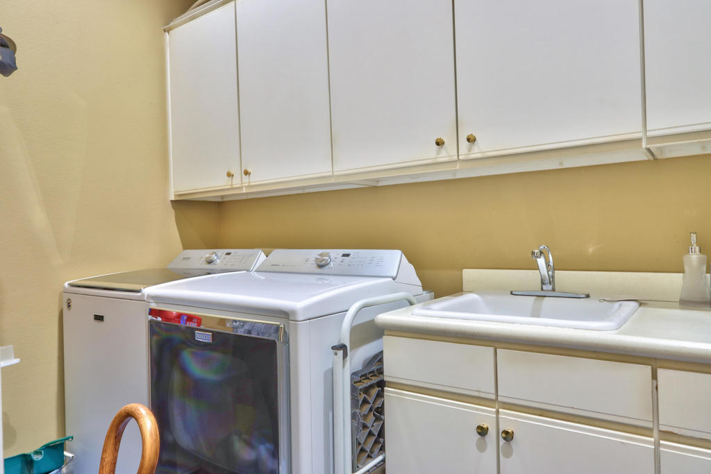 7 King Edward Court Court