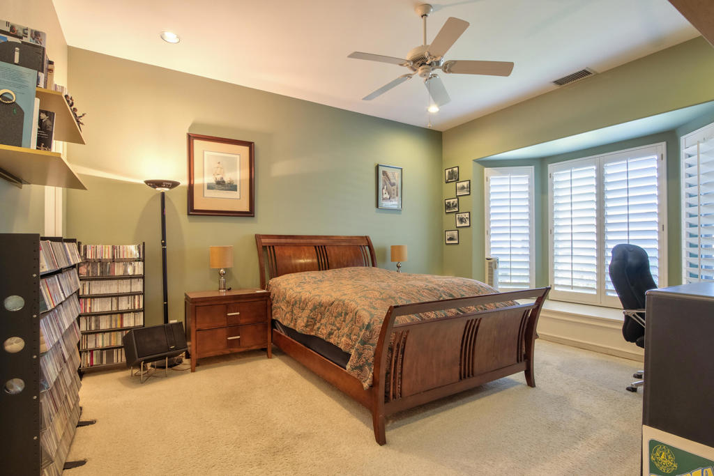 7 King Edward Court Court