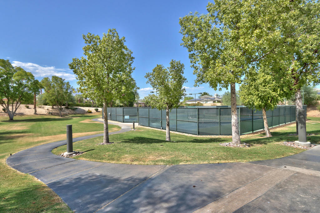 7 King Edward Court Court