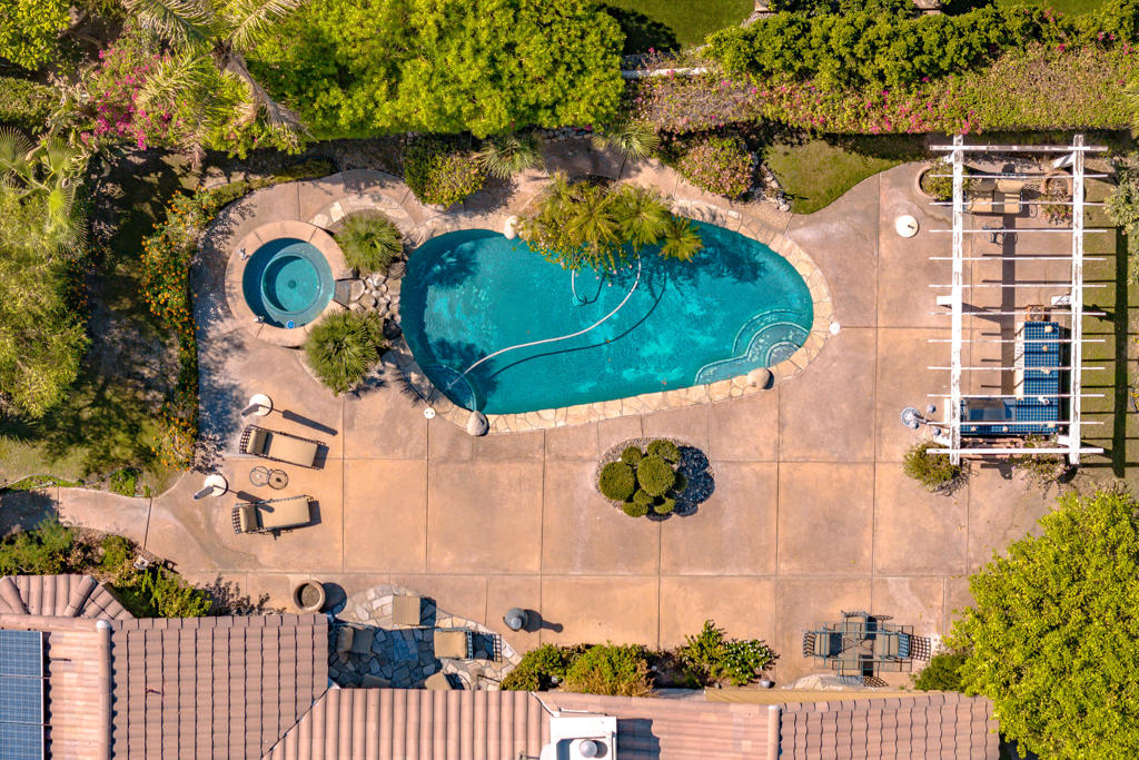 7 King Edward Court Court