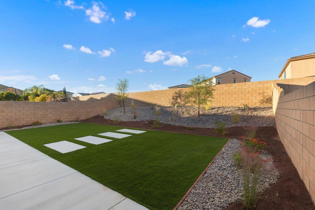 73502 Travers Street