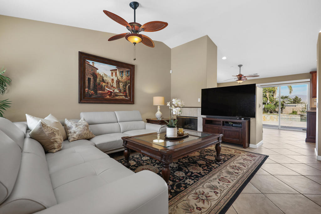 80626 Declaration Avenue