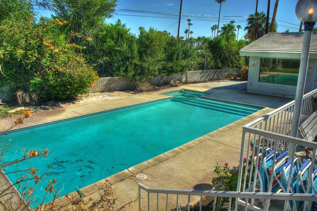 46380 Desert Lily Drive