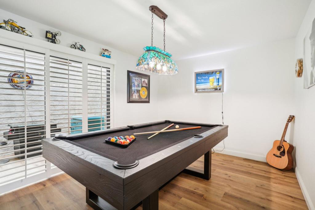 77700 Woodhaven Drive N