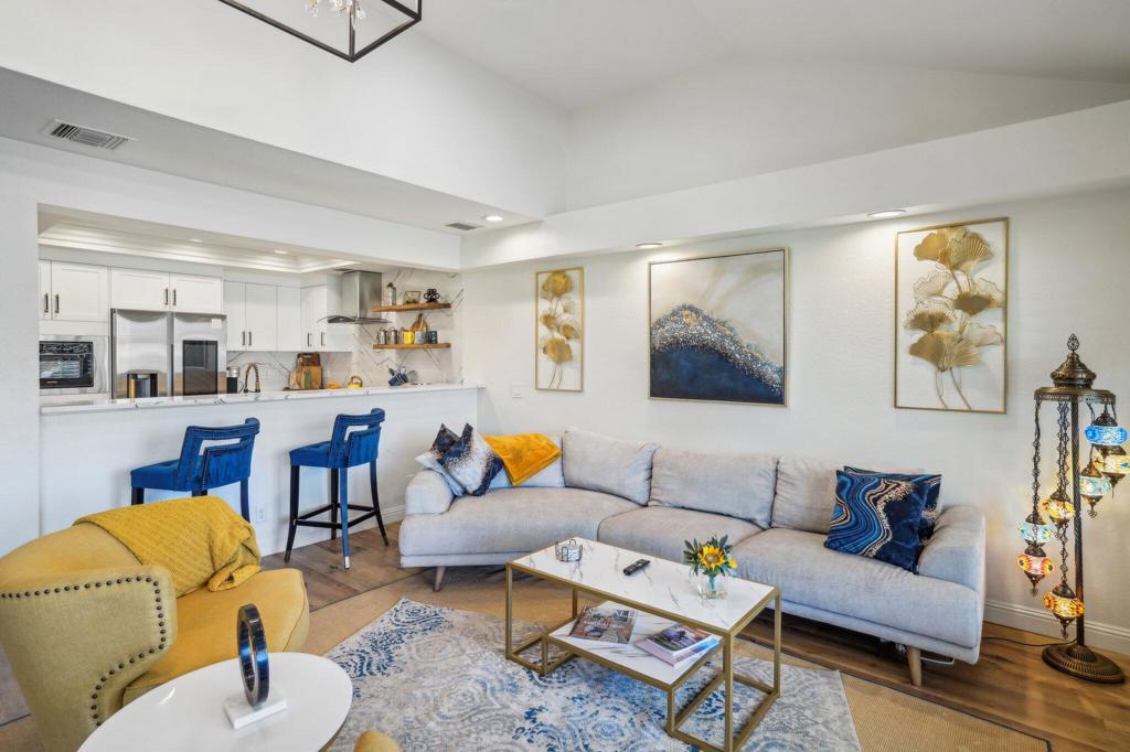 77700 Woodhaven Drive N