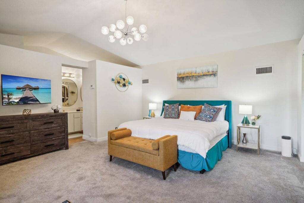 77700 Woodhaven Drive N