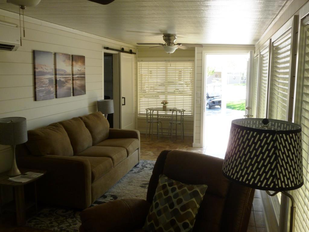 84136 Ave 44, #392 392