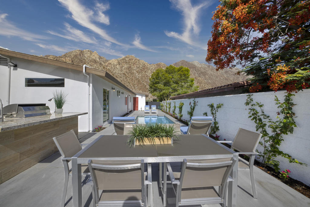 53790 Avenida Montezuma