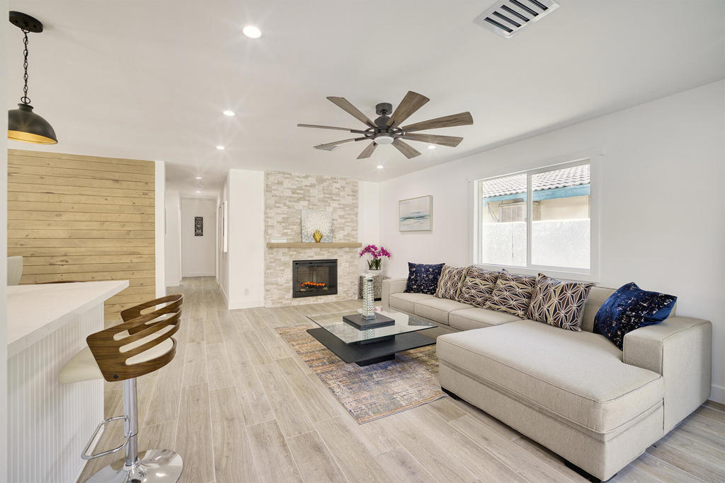 53790 Avenida Montezuma