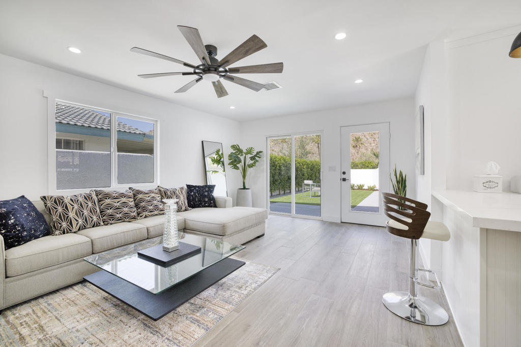 53790 Avenida Montezuma