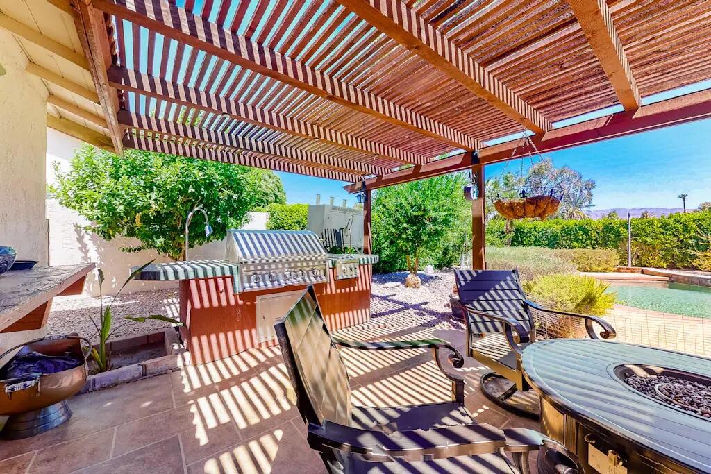 82562 Doolittle Drive