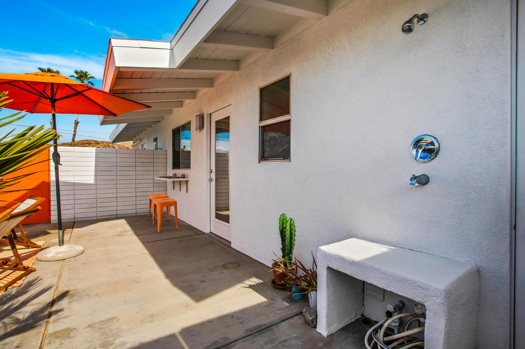 68586 Iroquois Street