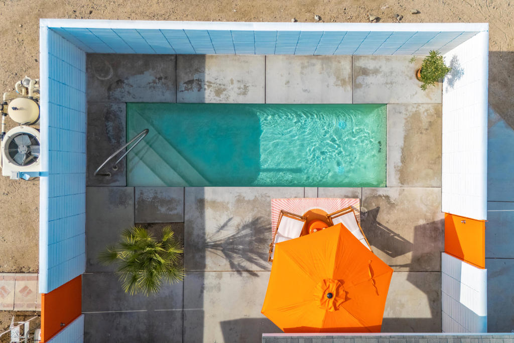 68586 Iroquois Street