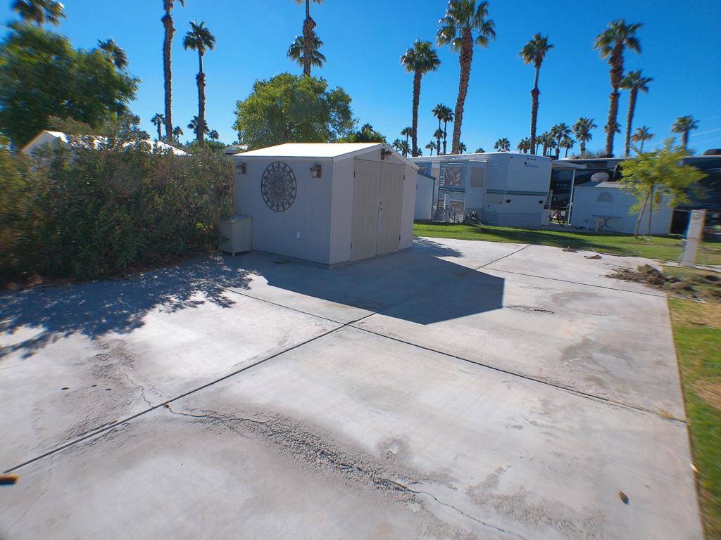 84136 Ave 44, #585 585