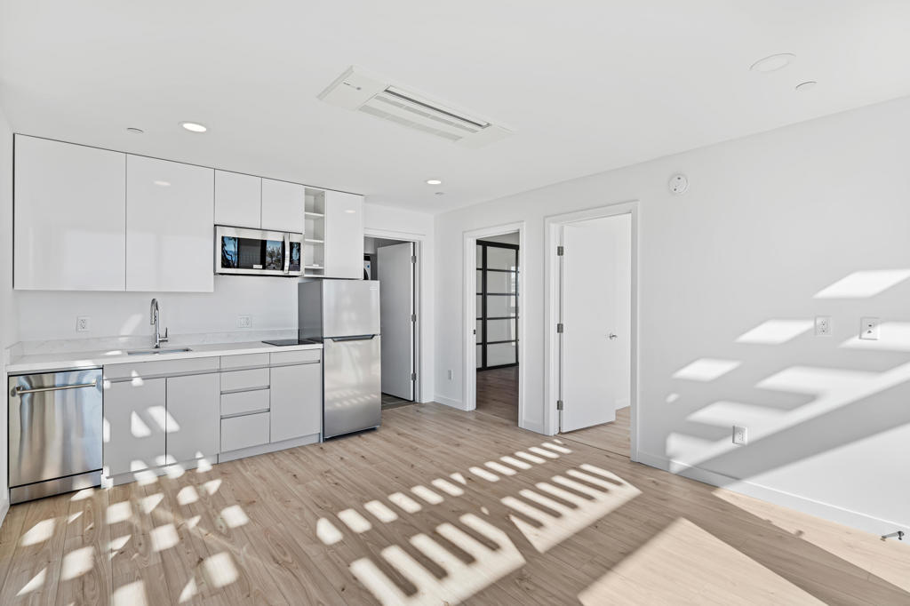 13848 Scenic Crest Circle