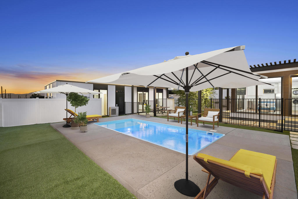 13848 Scenic Crest Circle