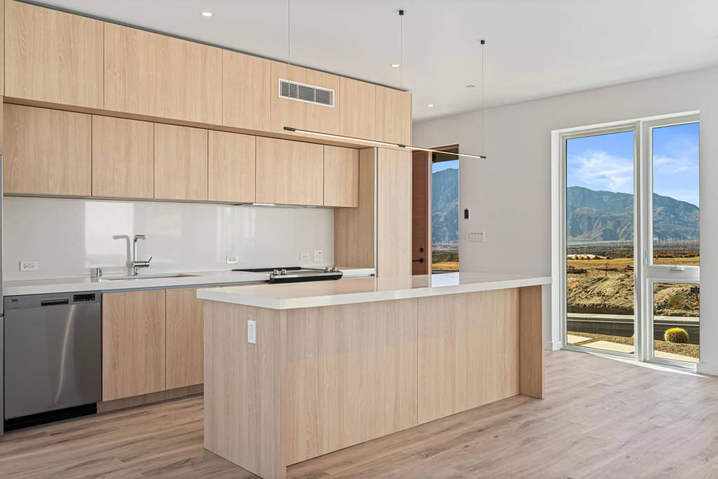 13848 Scenic Crest Circle