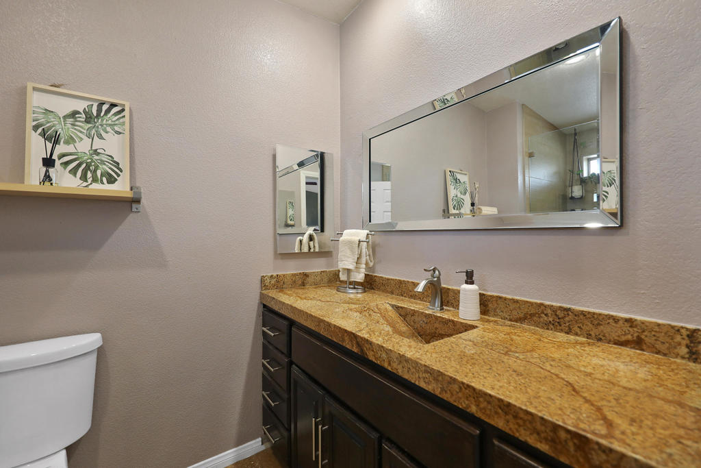 29120 Avenida La Vista