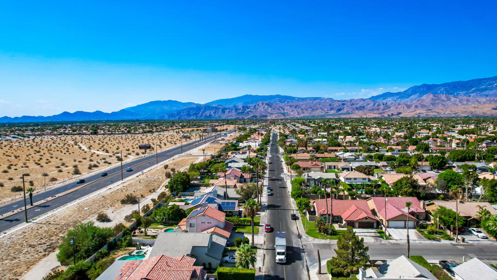 29120 Avenida La Vista