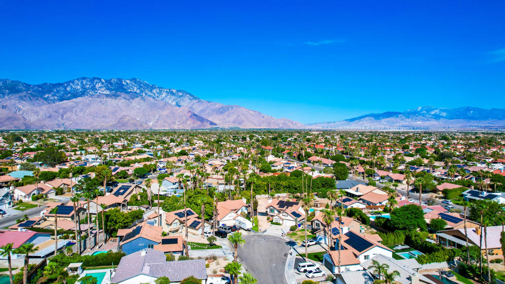 29120 Avenida La Vista