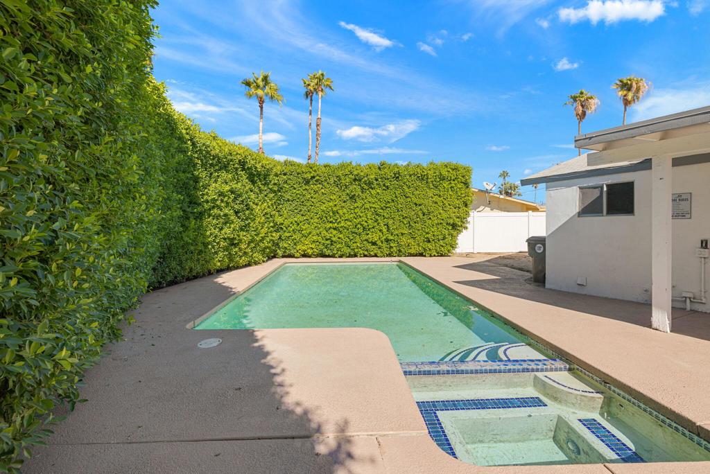 43045 Delaware Street