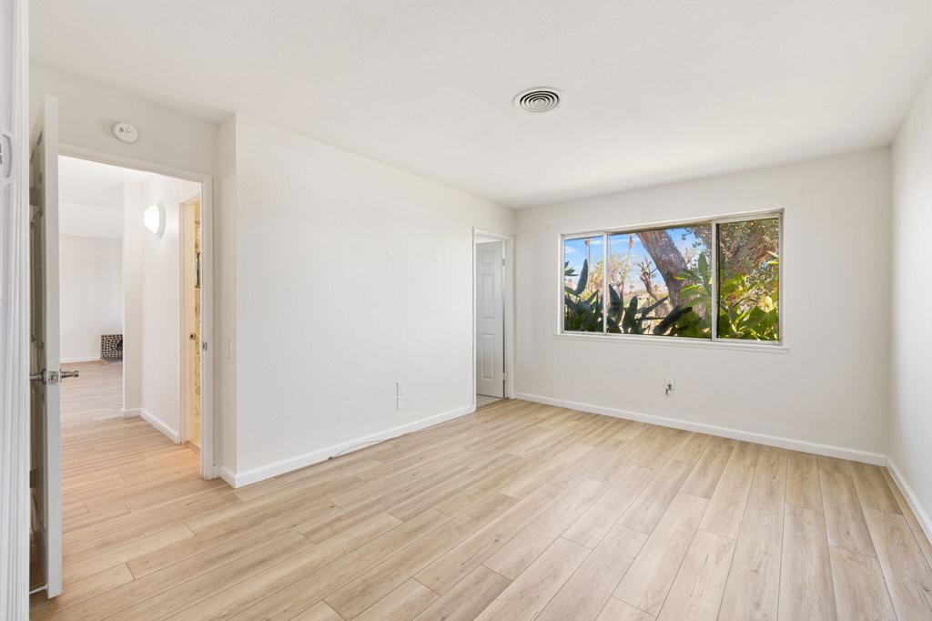 43045 Delaware Street