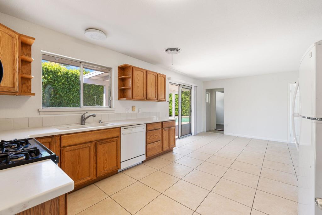 43045 Delaware Street