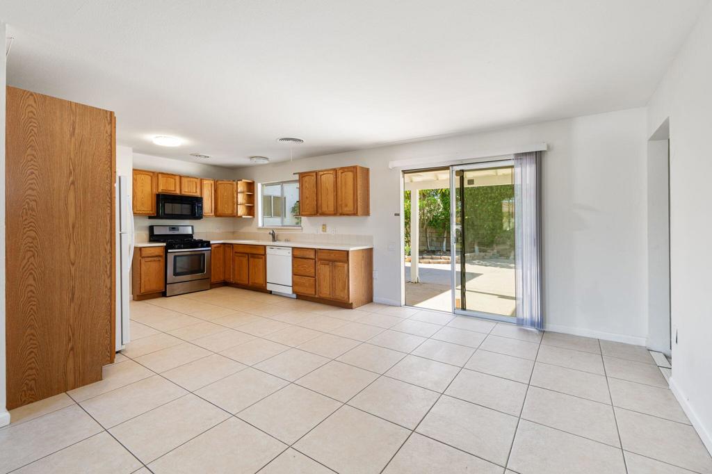 43045 Delaware Street