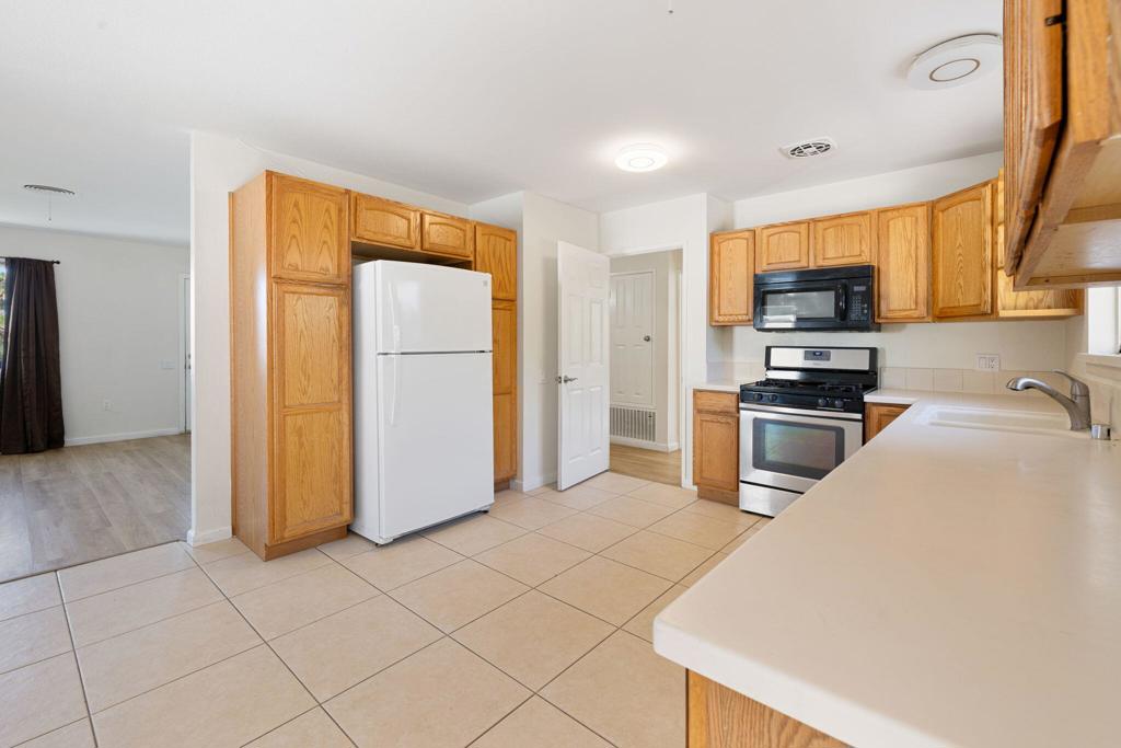 43045 Delaware Street