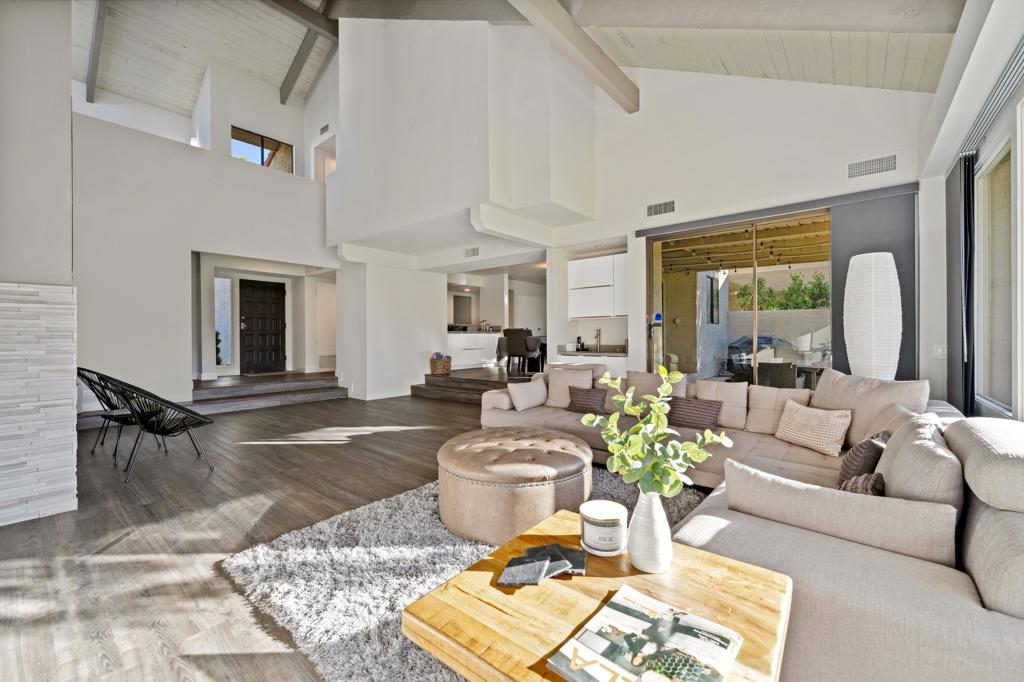 132 Desert West Drive